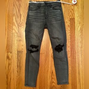 American Eagle “Distressed” Super-Stretch Skinny Jeans, Size 6 Short, Dark Grey